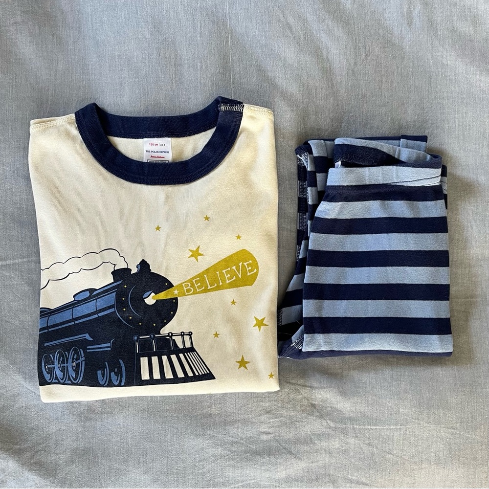 Hanna Andersson Polar Express Pajamas - Kids Size 8 - Excellent Condition